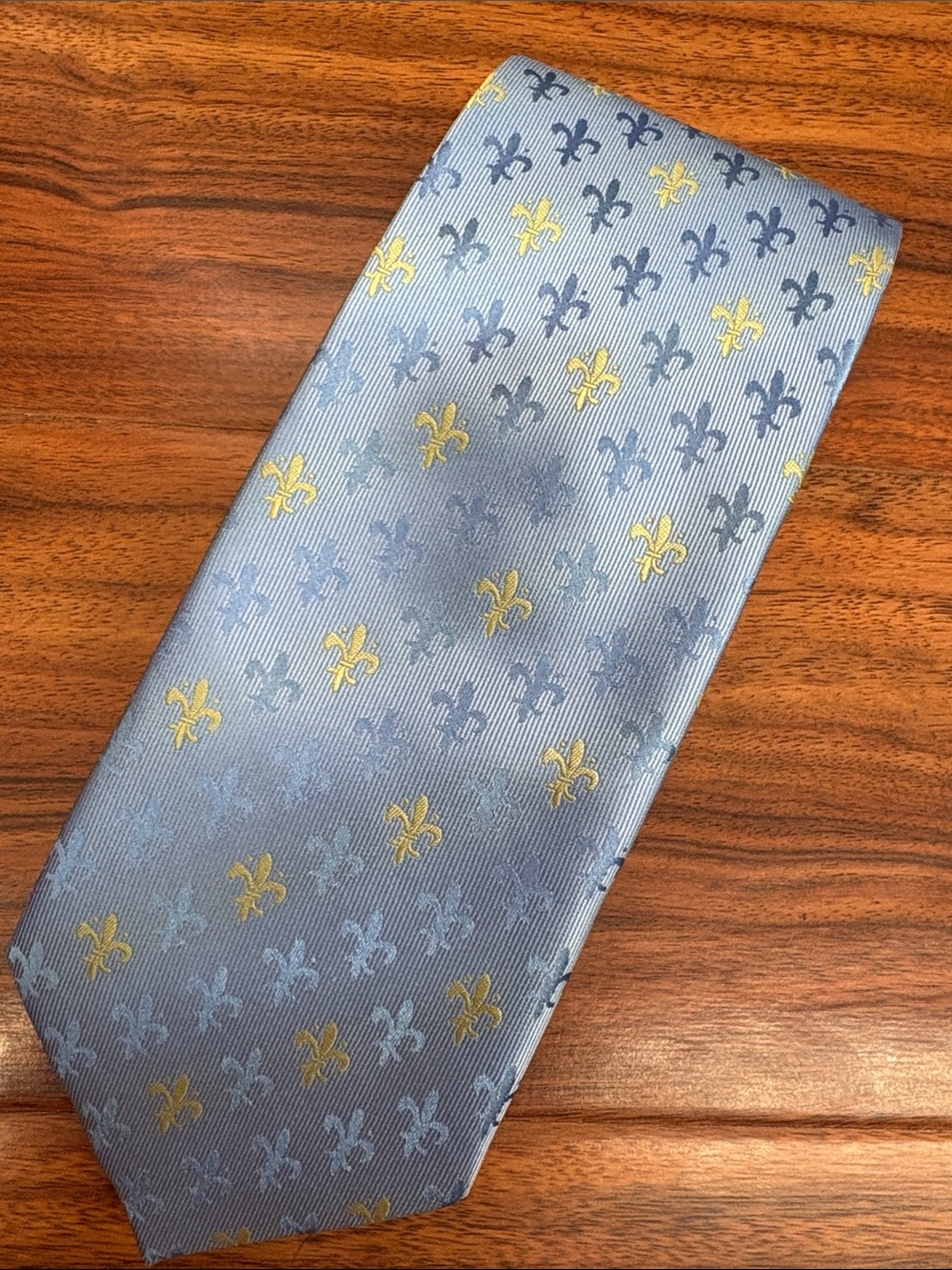 M.F.‎ Firenze Neck Tie Italian Fleur De Lis Woven Silk